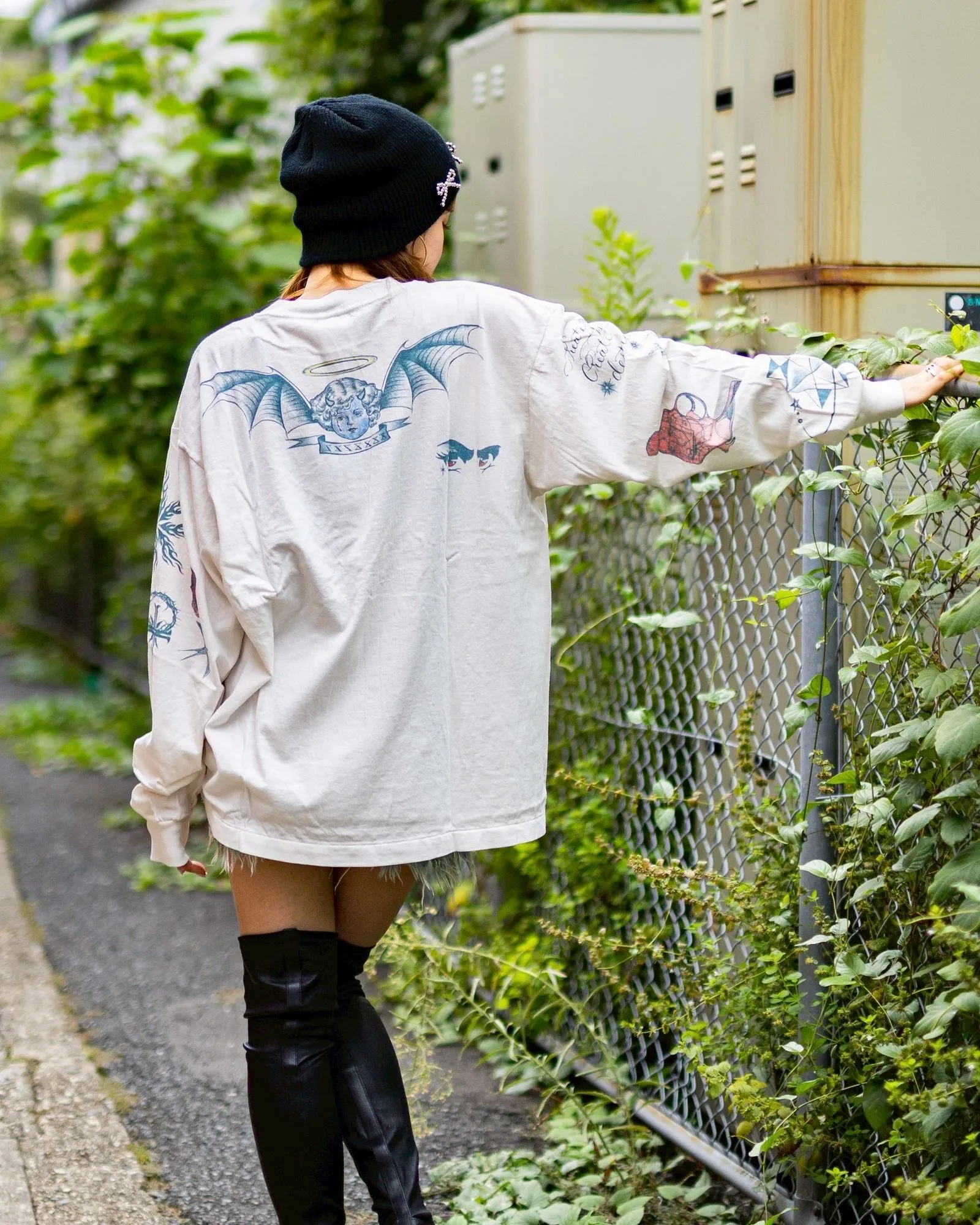SAINT Mxxxxxx × Dr. Woo DW_LS TEE/TATTOO/WHT Dr.Woo joint model TATOO tattoo long sleeve off-white S-XL OE yarn Tube weaving high weight fabric without side seams Original printing water slurry process No touch printing Breathable and comfortable Original level replica printing Correct version Correct main mark/wash mark/cherub anti-counterfeiting mark